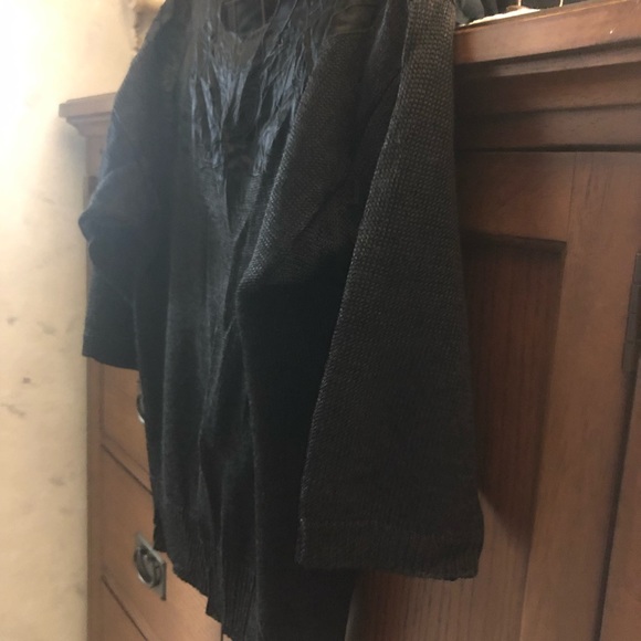 Uno & Una vintage sweater satin cut out flowers shiny knit v back elbow sleeves - Picture 10 of 12